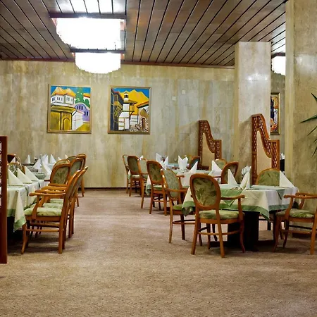 Saint Vrach Hotel